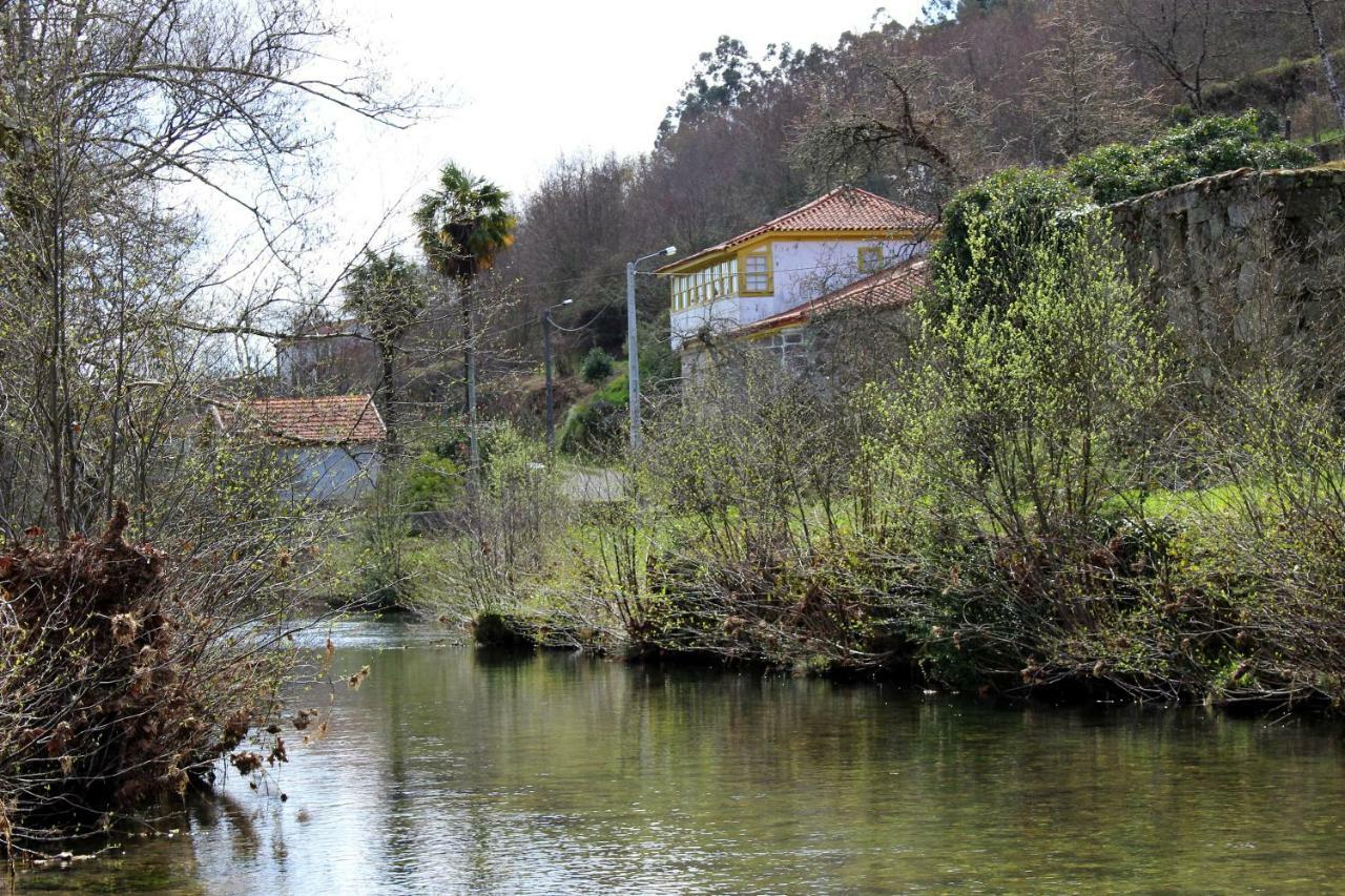 Casa De Encosturas Cabeceiras de Basto Exterior foto